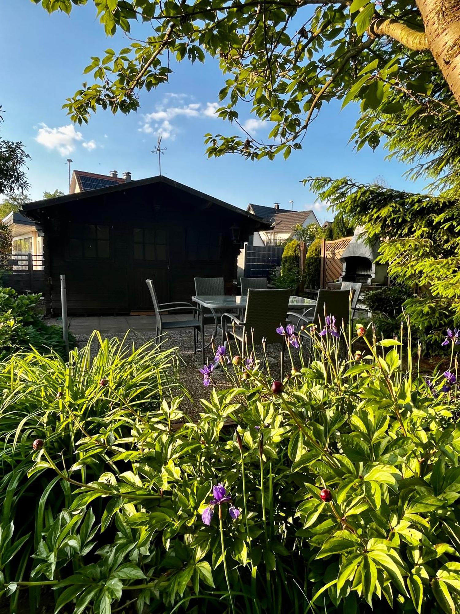 Ferienhaus Windmuehlenweg Mit Grossem Sonnigen Garten -Neu- Spenge Exteriör bild